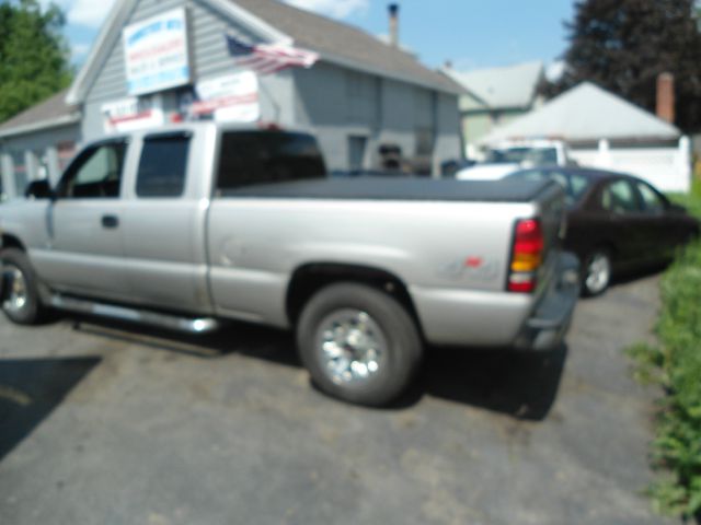 2005 GMC Sierra 1500 Unknown