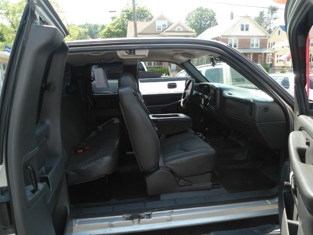 2005 GMC Sierra 1500 Unknown