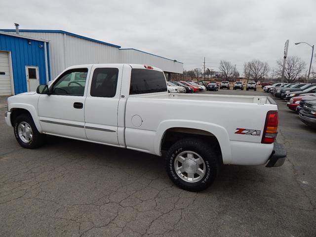 2005 GMC Sierra 1500 Unknown