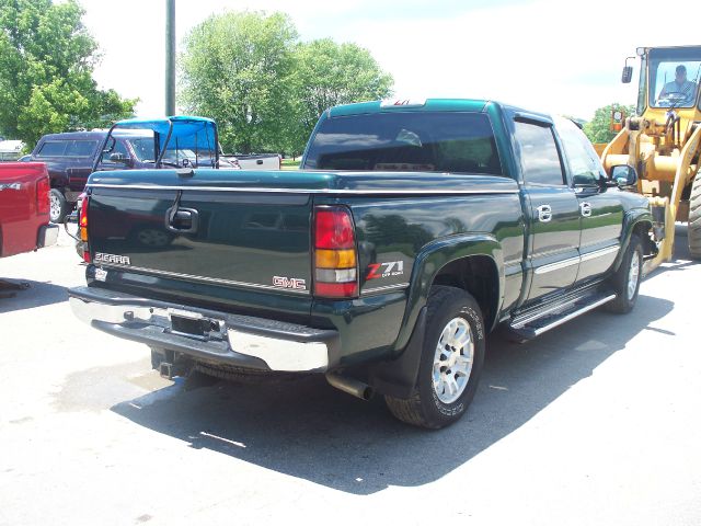 2005 GMC Sierra 1500 Lsall Wheeldrive