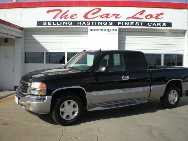2005 GMC Sierra 1500 LE Sedan