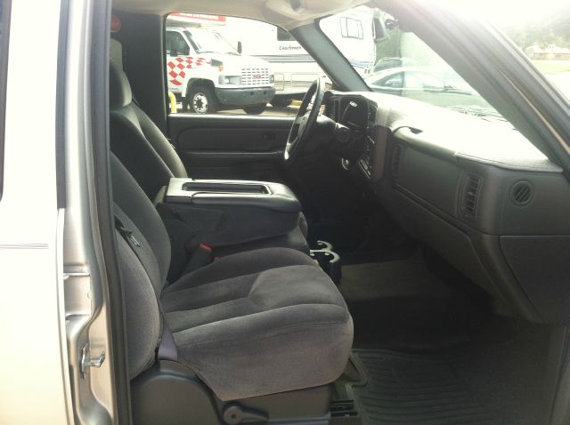 2005 GMC Sierra 1500 Cloth Buckets