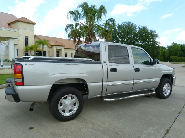2005 GMC Sierra 1500 Cloth Buckets