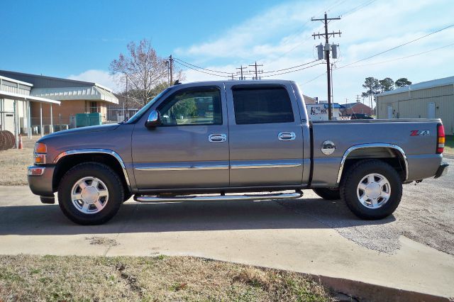 2006 GMC Sierra 1500 Base 3500 2 WD
