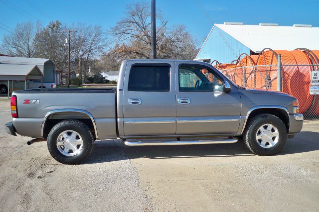 2006 GMC Sierra 1500 Base 3500 2 WD