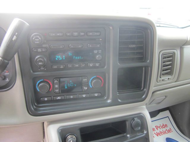2006 GMC Sierra 1500 SLE Sierra 2WD