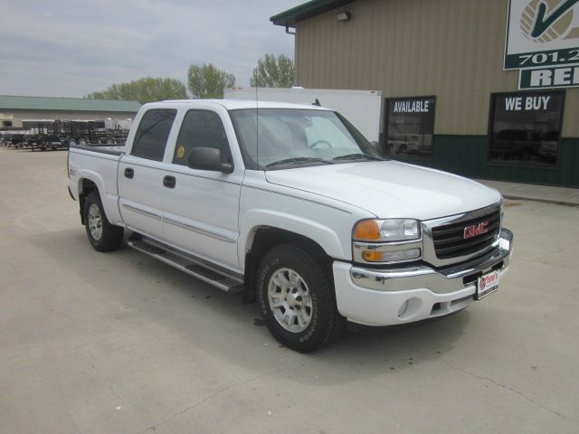 2006 GMC Sierra 1500 SLE Sierra 2WD