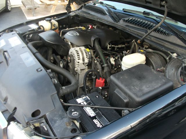 2006 GMC Sierra 1500 XLE Passenger Van