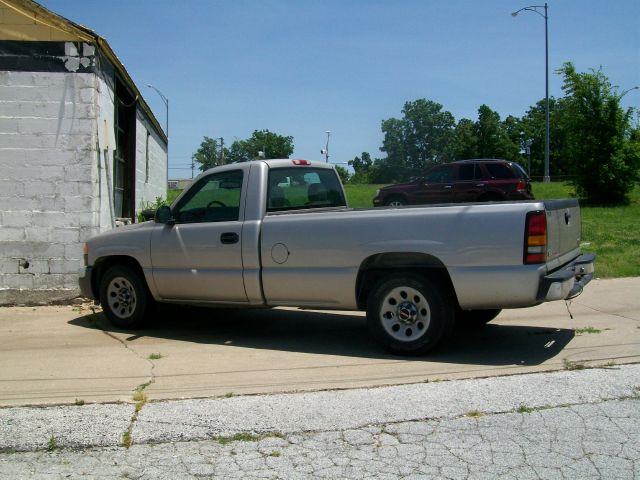 2006 GMC Sierra 1500 EX-L Minivan