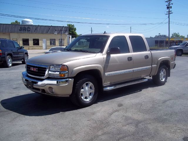 2006 GMC Sierra 1500 SLE Sierra 2WD