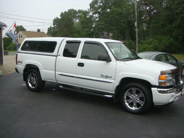 2006 GMC Sierra 1500 4DR SUV AT