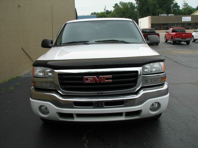 2006 GMC Sierra 1500 4WD V6