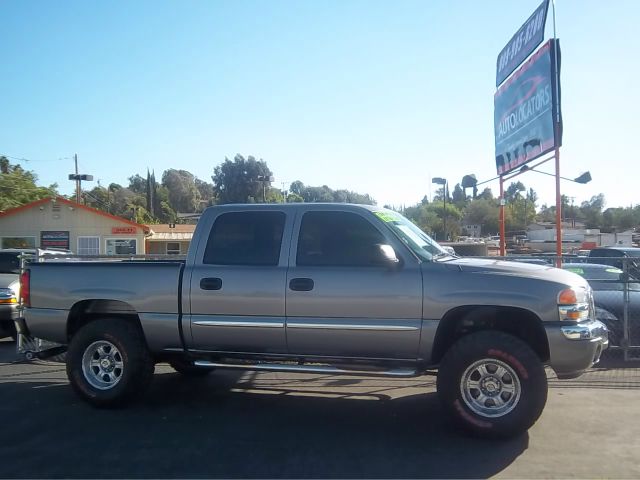 2006 GMC Sierra 1500 Evolution MR Sedan 4D