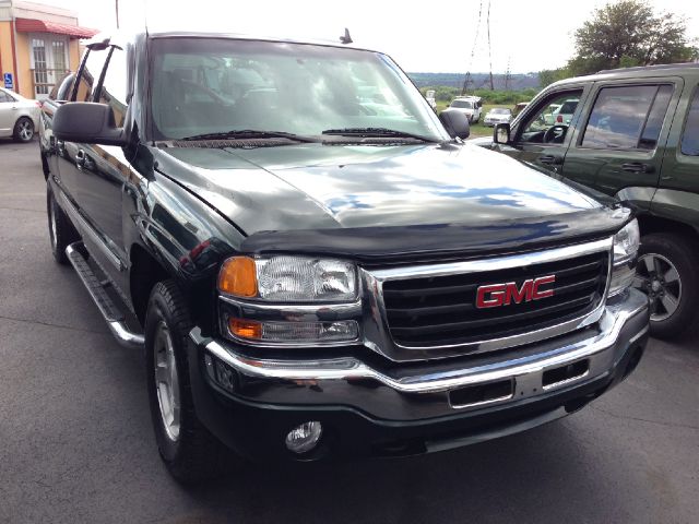 2006 GMC Sierra 1500 Base 3500 2 WD