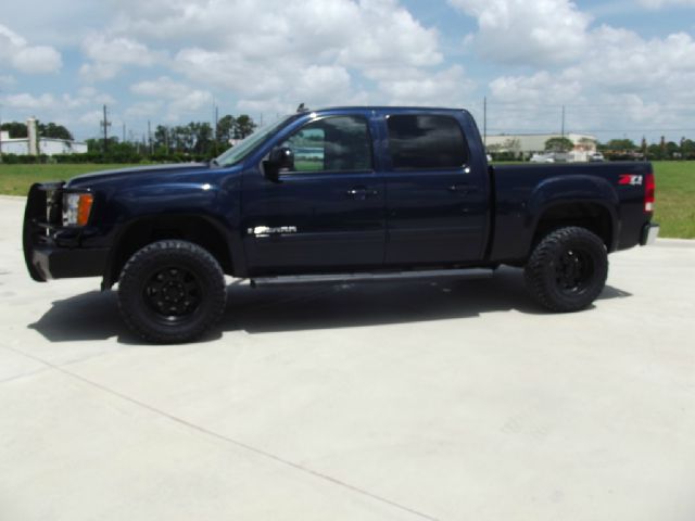 2007 GMC Sierra 1500 SLE Sierra 2WD