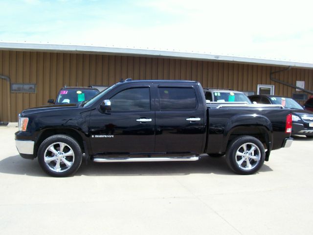 2007 GMC Sierra 1500 SLE Sierra 2WD