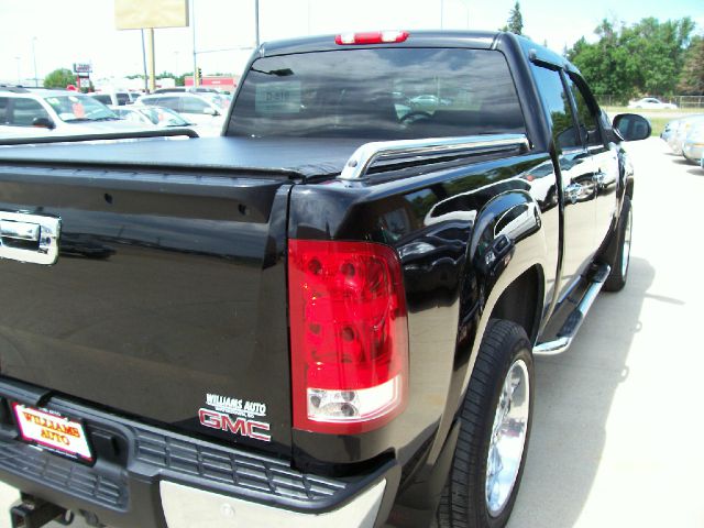 2007 GMC Sierra 1500 SLE Sierra 2WD