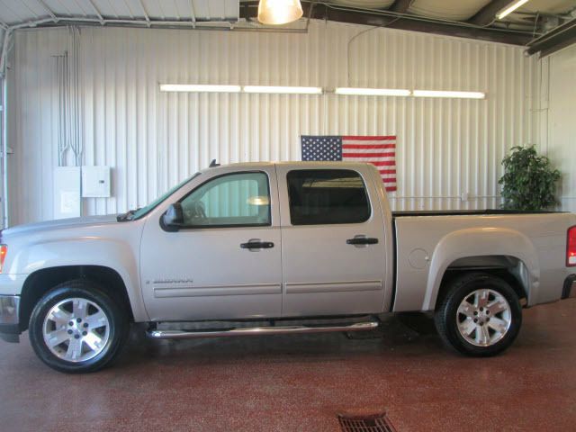 2007 GMC Sierra 1500 XLE Passenger Van