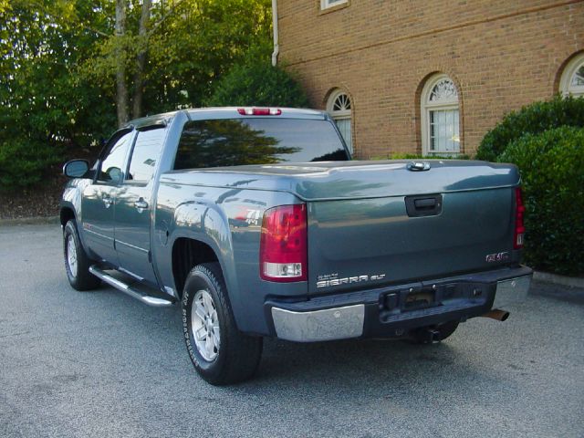 2007 GMC Sierra 1500 SLE Sierra 2WD