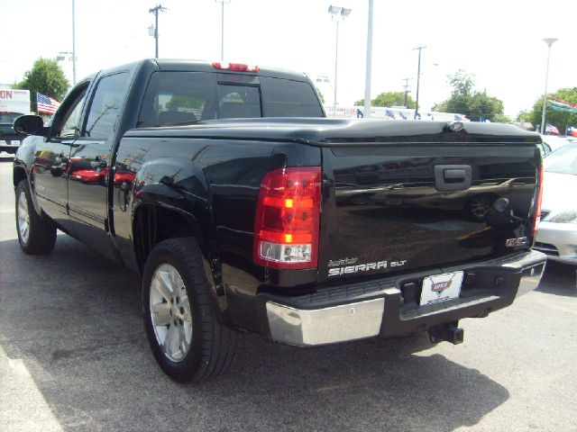 2007 GMC Sierra 1500 2WD Crew Cab 143.5