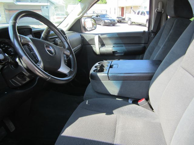 2007 GMC Sierra 1500 Base 3500 2 WD