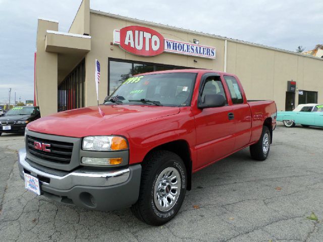 2007 GMC Sierra 1500 SLE Sierra 2WD