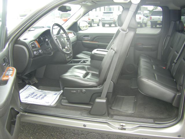 2007 GMC Sierra 1500 3500 4X4 LT1 Extcab 4dr 8Box