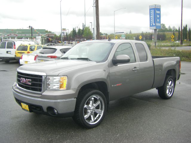 2007 GMC Sierra 1500 3500 4X4 LT1 Extcab 4dr 8Box