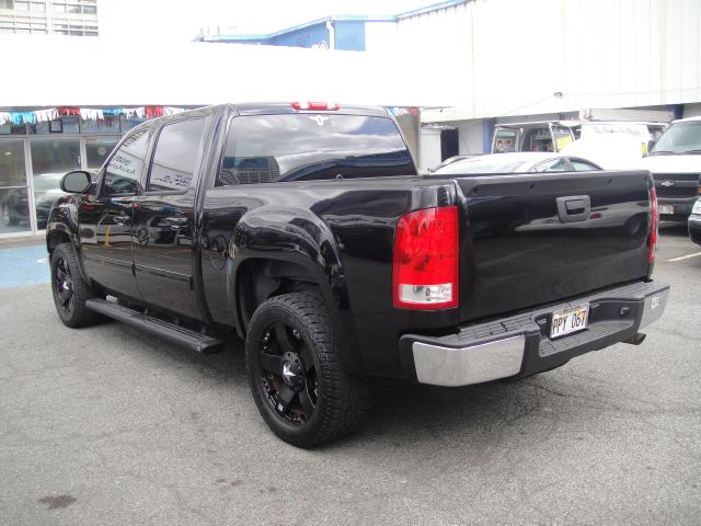 2007 GMC Sierra 1500 2WD Crew Cab 143.5