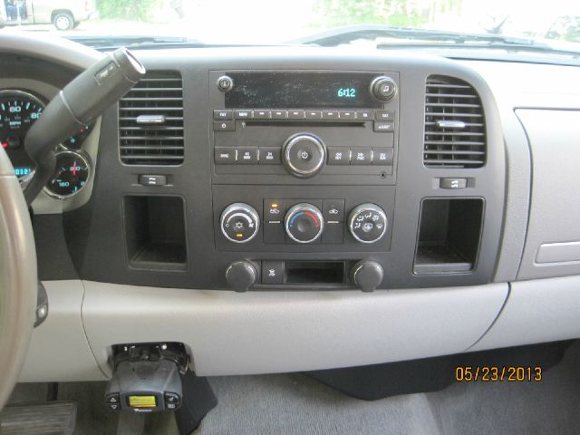 2008 GMC Sierra 1500 XLE Passenger Van