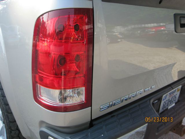 2008 GMC Sierra 1500 XLE Passenger Van