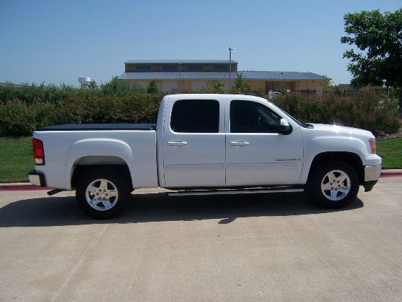 2008 GMC Sierra 1500 2WD Crew Cab 143.5