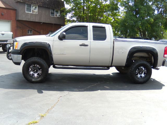2008 GMC Sierra 1500 S Cruiser Wagon