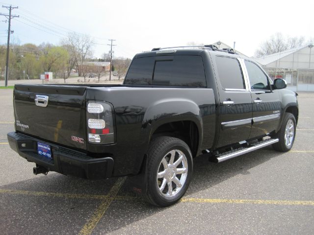 2009 GMC Sierra 1500 EX Sedan 4D