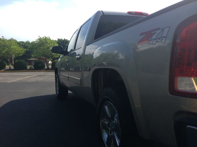 2009 GMC Sierra 1500 SLE Sierra 2WD