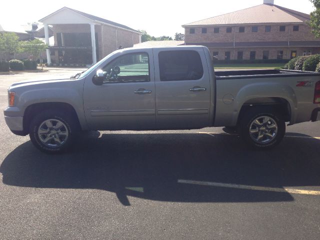 2009 GMC Sierra 1500 SLE Sierra 2WD