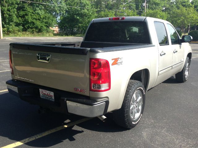 2009 GMC Sierra 1500 SLE Sierra 2WD