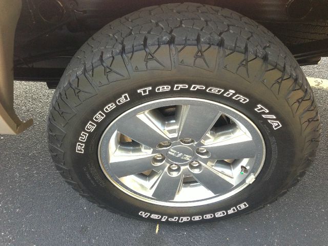 2009 GMC Sierra 1500 SLE Sierra 2WD