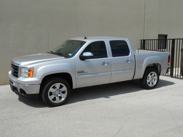 2011 GMC Sierra 1500 Evolution MR Sedan 4D