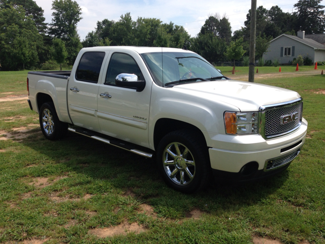 2011 GMC Sierra 1500 EX Sedan 4D