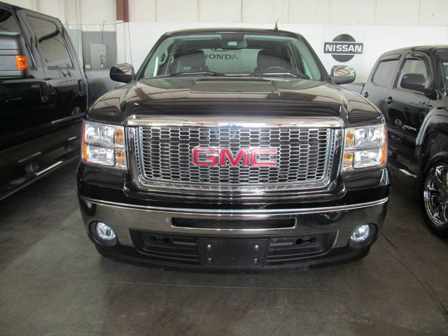 2011 GMC Sierra 1500 Evolution MR Sedan 4D