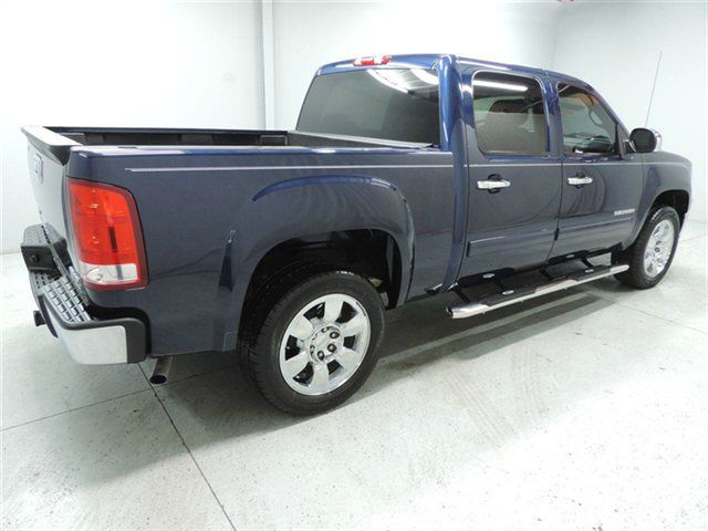 2011 GMC Sierra 1500 Evolution MR Sedan 4D