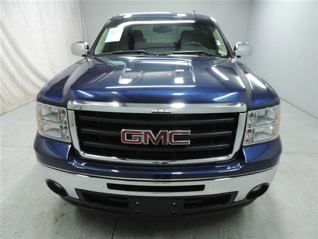 2011 GMC Sierra 1500 Evolution MR Sedan 4D