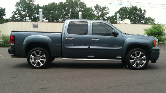2011 GMC Sierra 1500 EX Sedan 4D