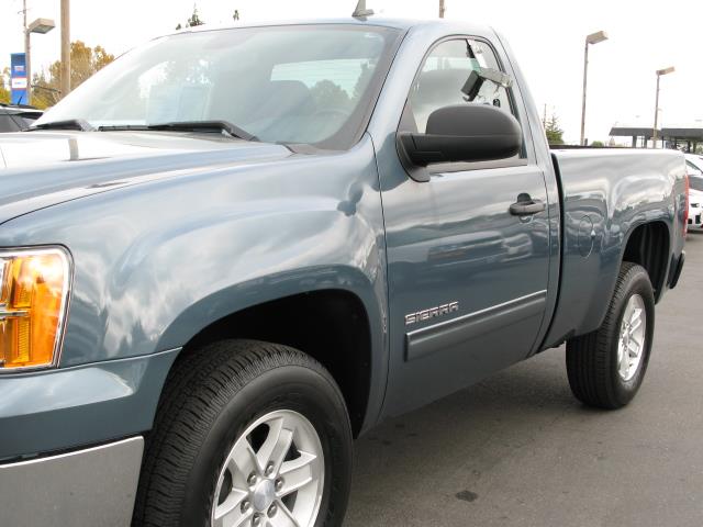 2011 GMC Sierra 1500 GLS V6 Premium