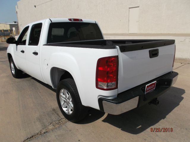2011 GMC Sierra 1500 Evolution MR Sedan 4D