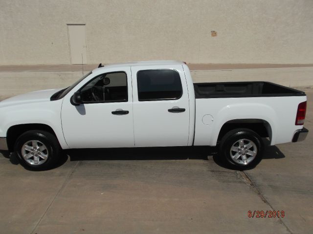 2011 GMC Sierra 1500 Evolution MR Sedan 4D
