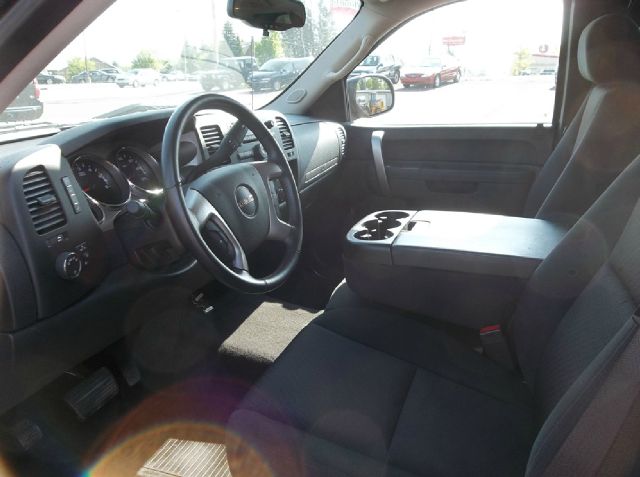 2012 GMC Sierra 1500 2008 Ford XL