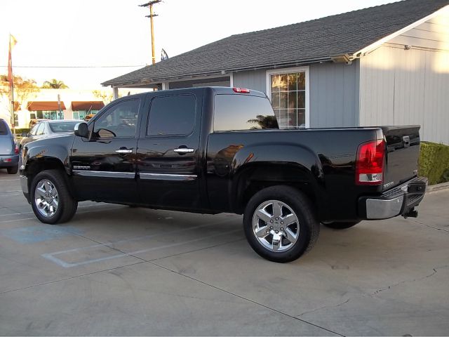 2013 GMC Sierra 1500 Evolution MR Sedan 4D