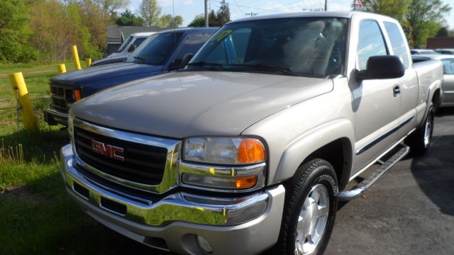 2007 GMC Sierra 1500 Classic lLk 3RD ROW Seating